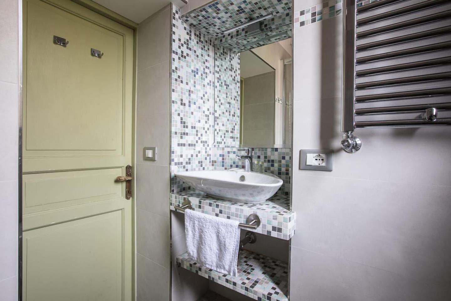 Crispi Deluxe 2 Bedroom Roma Dış mekan fotoğraf