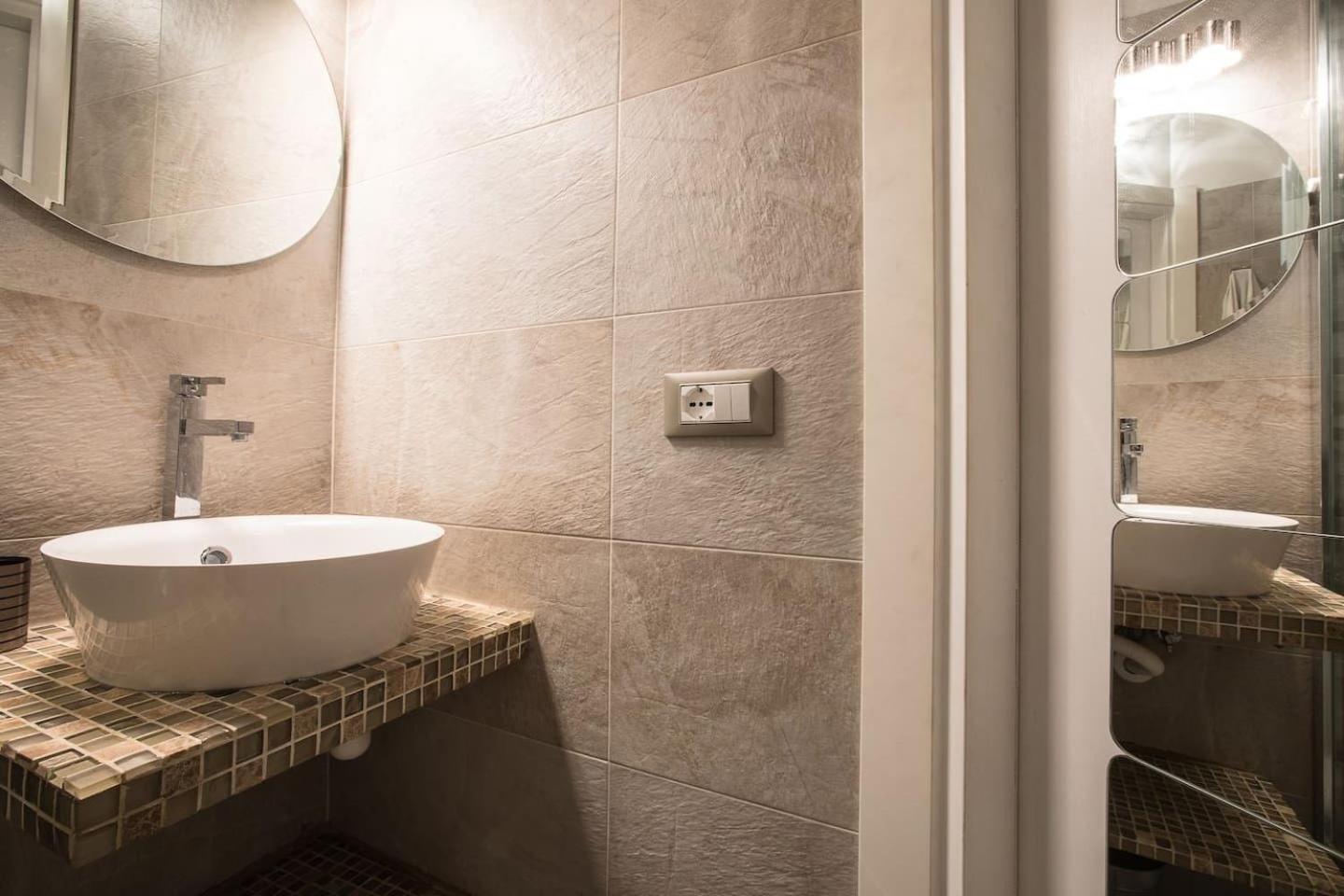 Crispi Deluxe 2 Bedroom Roma Dış mekan fotoğraf
