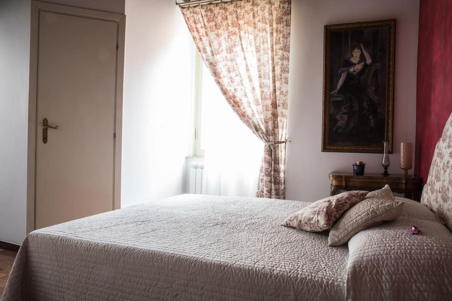 Crispi Deluxe 2 Bedroom Roma Dış mekan fotoğraf